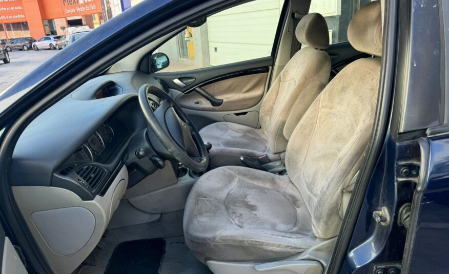 CITROEN C5 2.2 HDI